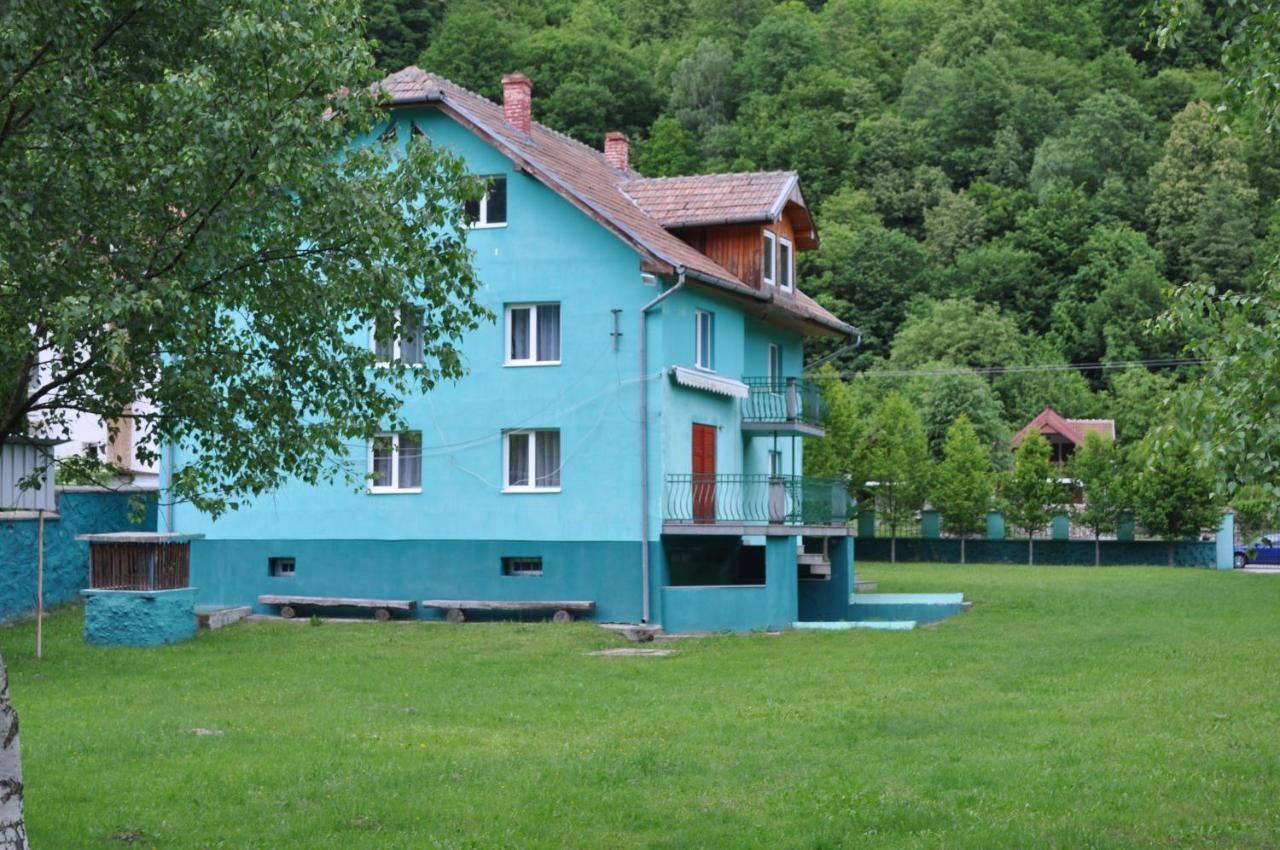 Hotel Casa Verde Rîu de Mori Zewnętrze zdjęcie
