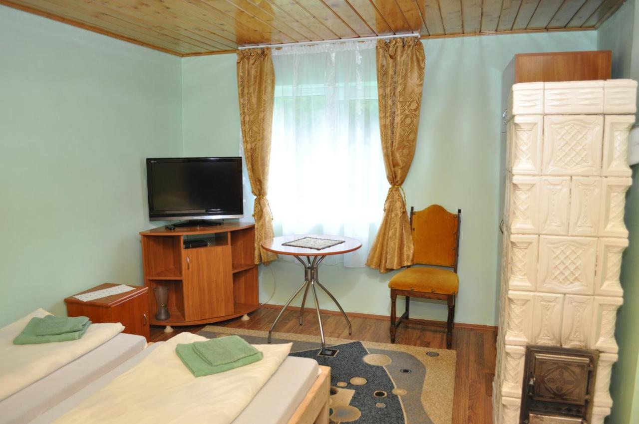 Hotel Casa Verde Rîu de Mori Zewnętrze zdjęcie